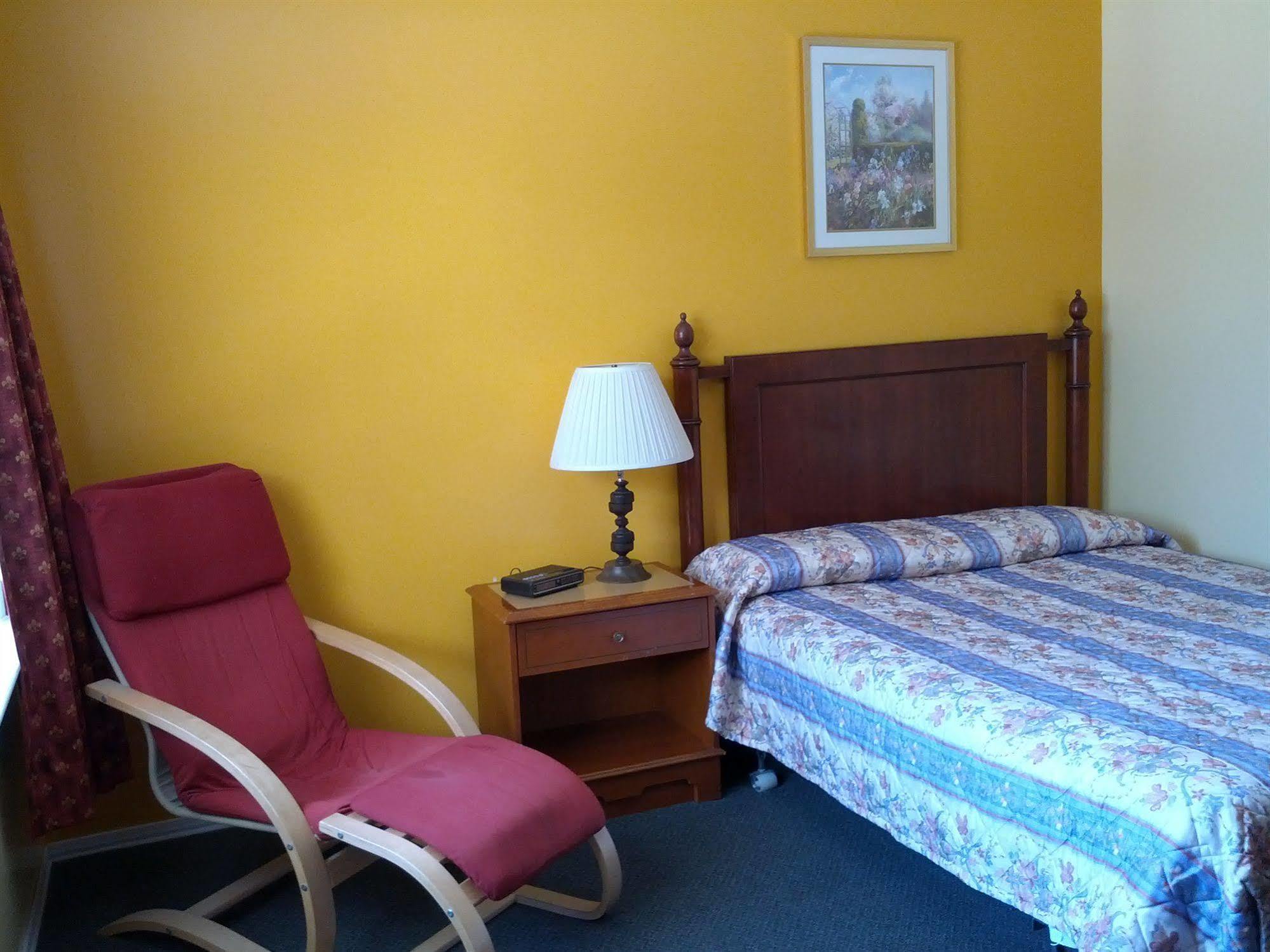 All Seasons Motel พอร์ตเอลกิน ภายนอก รูปภาพ