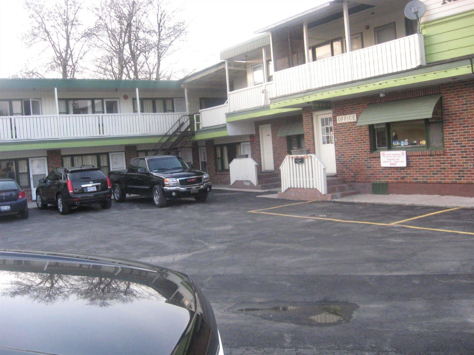 All Seasons Motel พอร์ตเอลกิน ภายนอก รูปภาพ